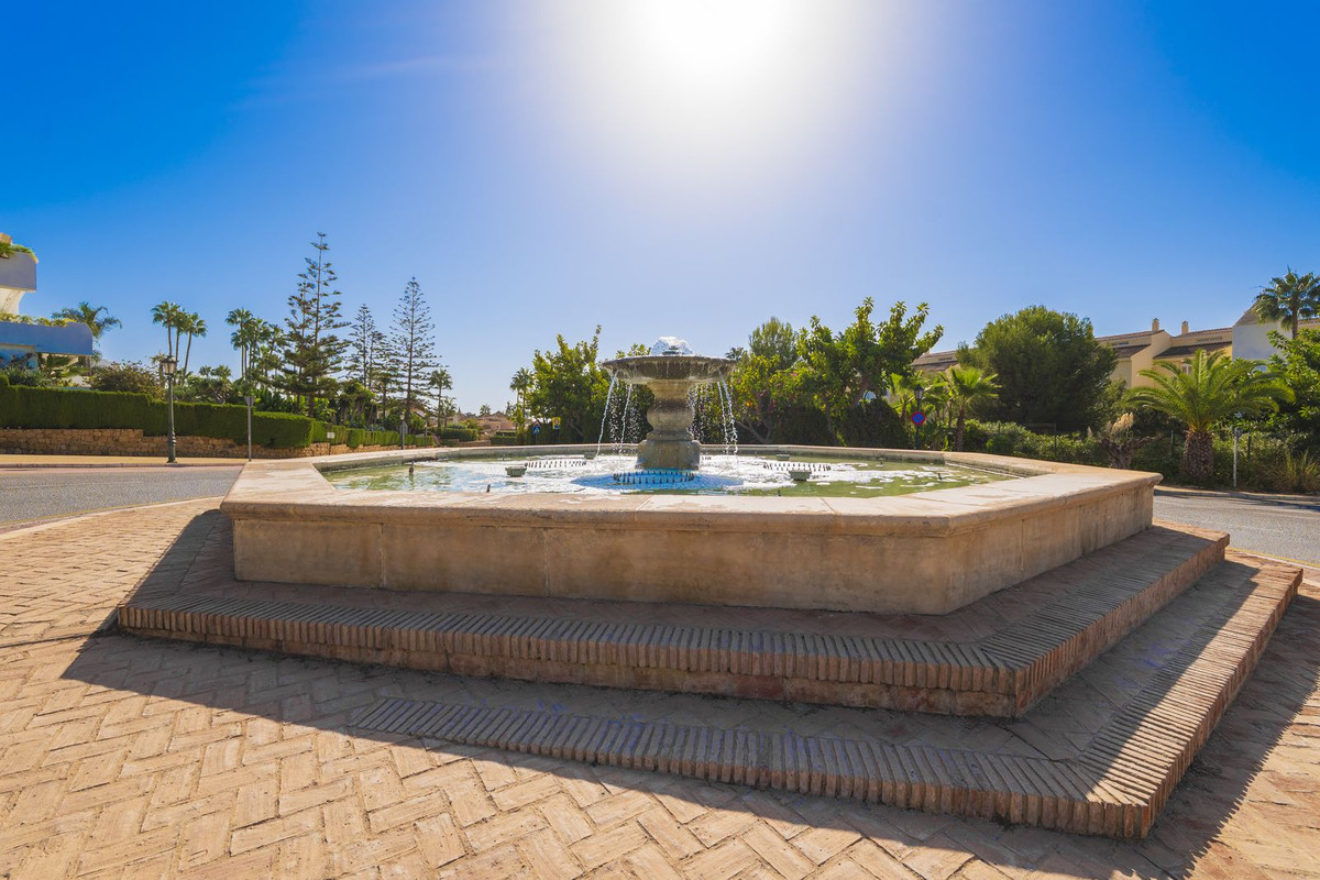 3 Bed Townhouse for sale in Bahía De Marbella Costa Del Sol, Málaga, Spain