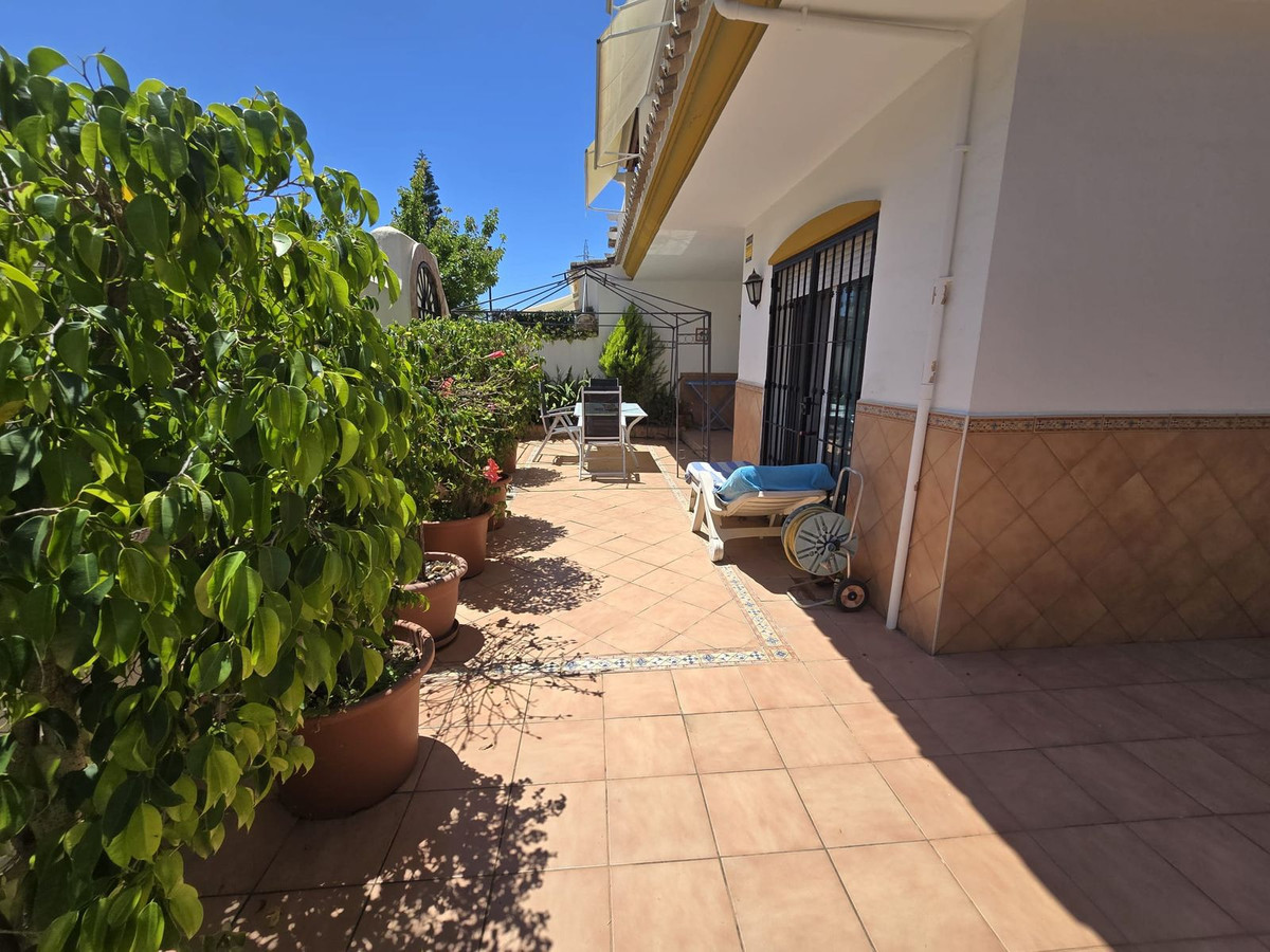 2 Bed Apartment for sale in Marbella Costa Del Sol, Málaga, Spain