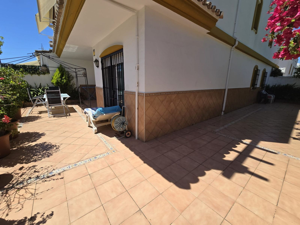 2 Bed Apartment for sale in Marbella Costa Del Sol, Málaga, Spain