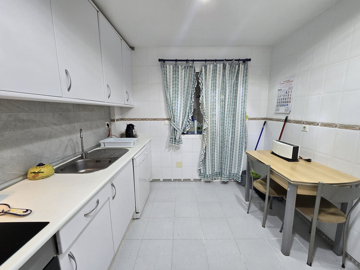 2 Bed Apartment for sale in Marbella Costa Del Sol, Málaga, Spain