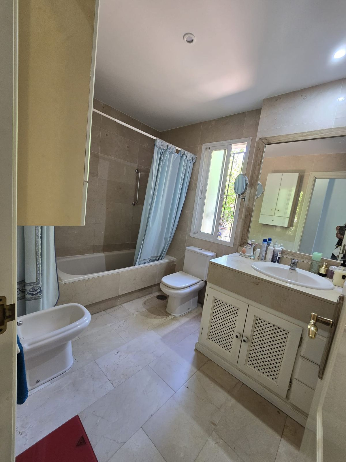 2 Bed Apartment for sale in Marbella Costa Del Sol, Málaga, Spain