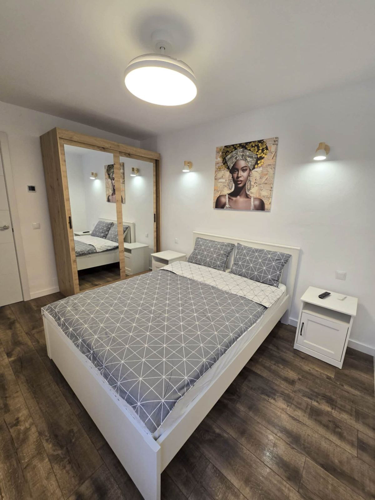 2 Bed Apartment for sale in La Duquesa Costa Del Sol, Málaga, Spain