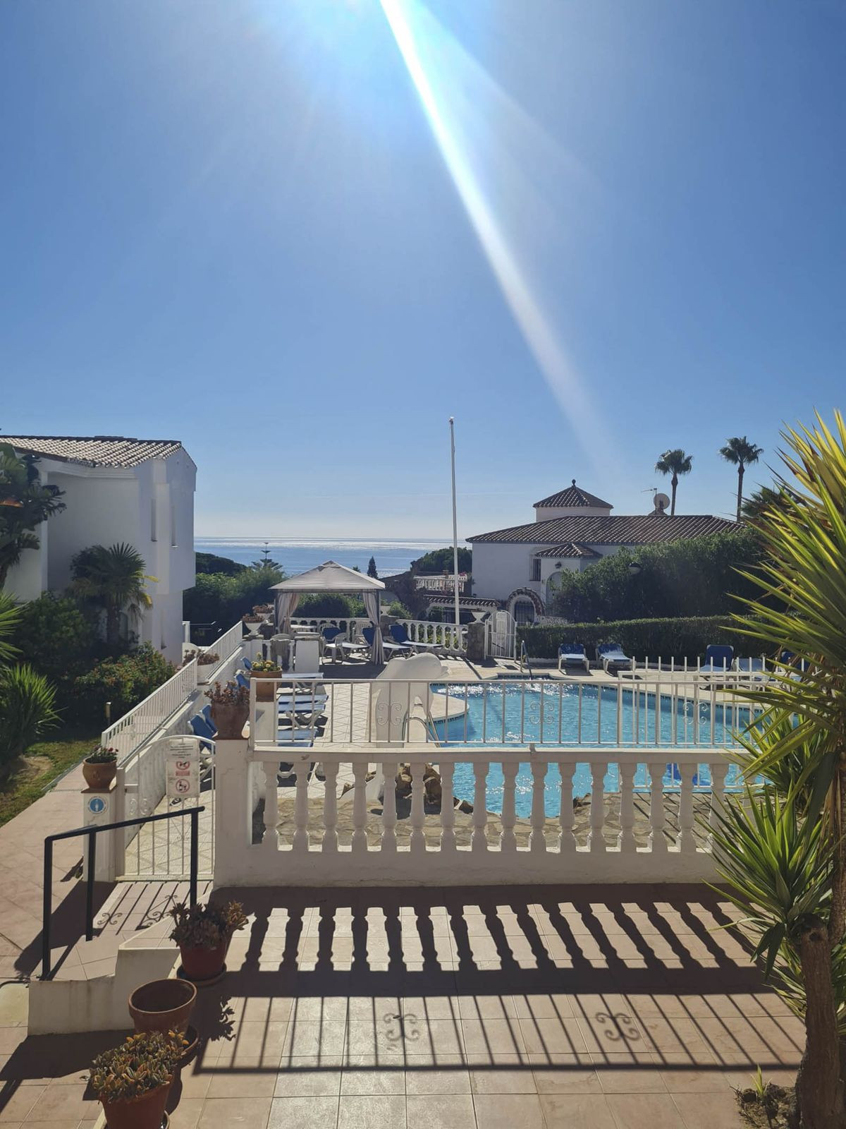 2 Bed Apartment for sale in La Duquesa Costa Del Sol, Málaga, Spain