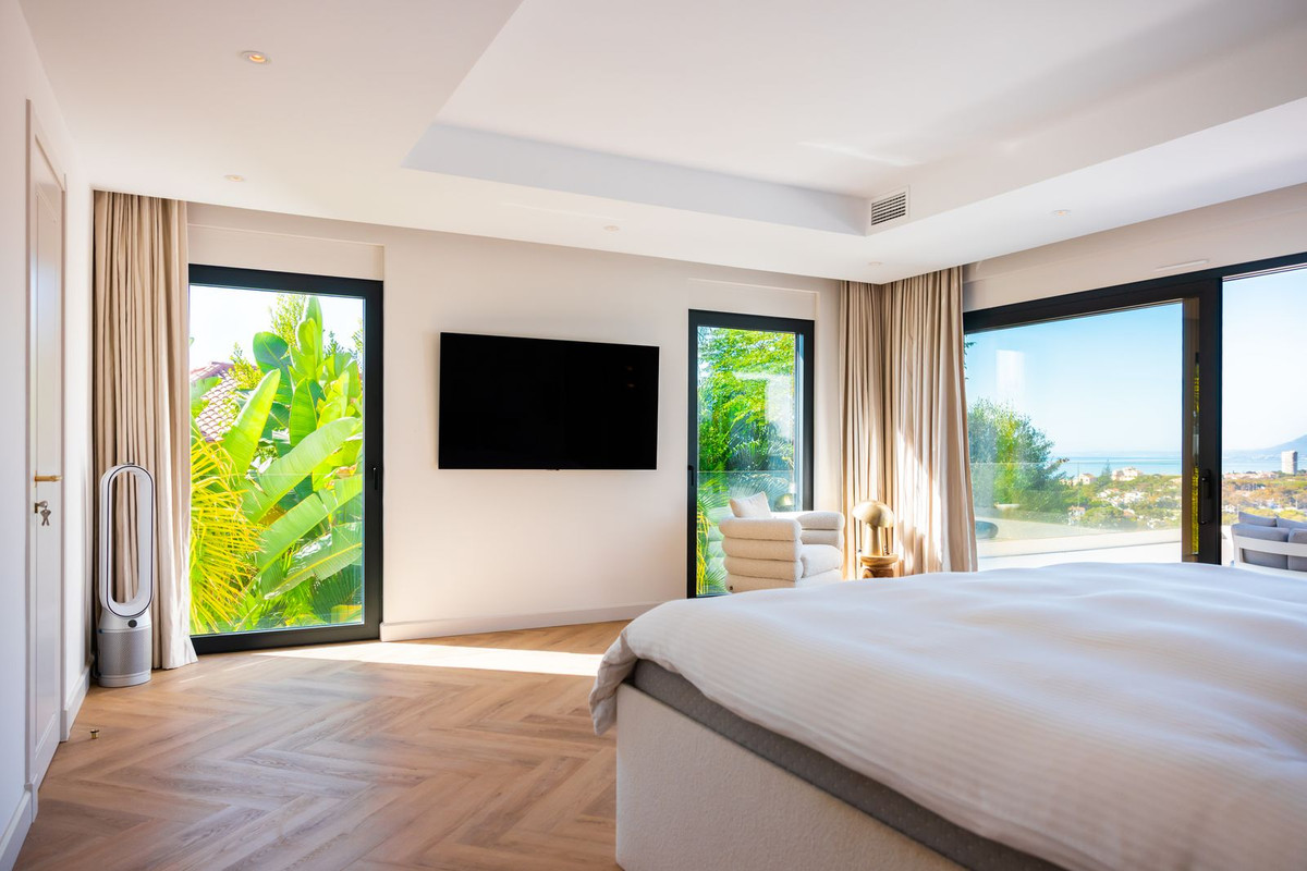 Se vende Villa - Chalet de 6 dormitorios en Costa Del Sol, Málaga, España