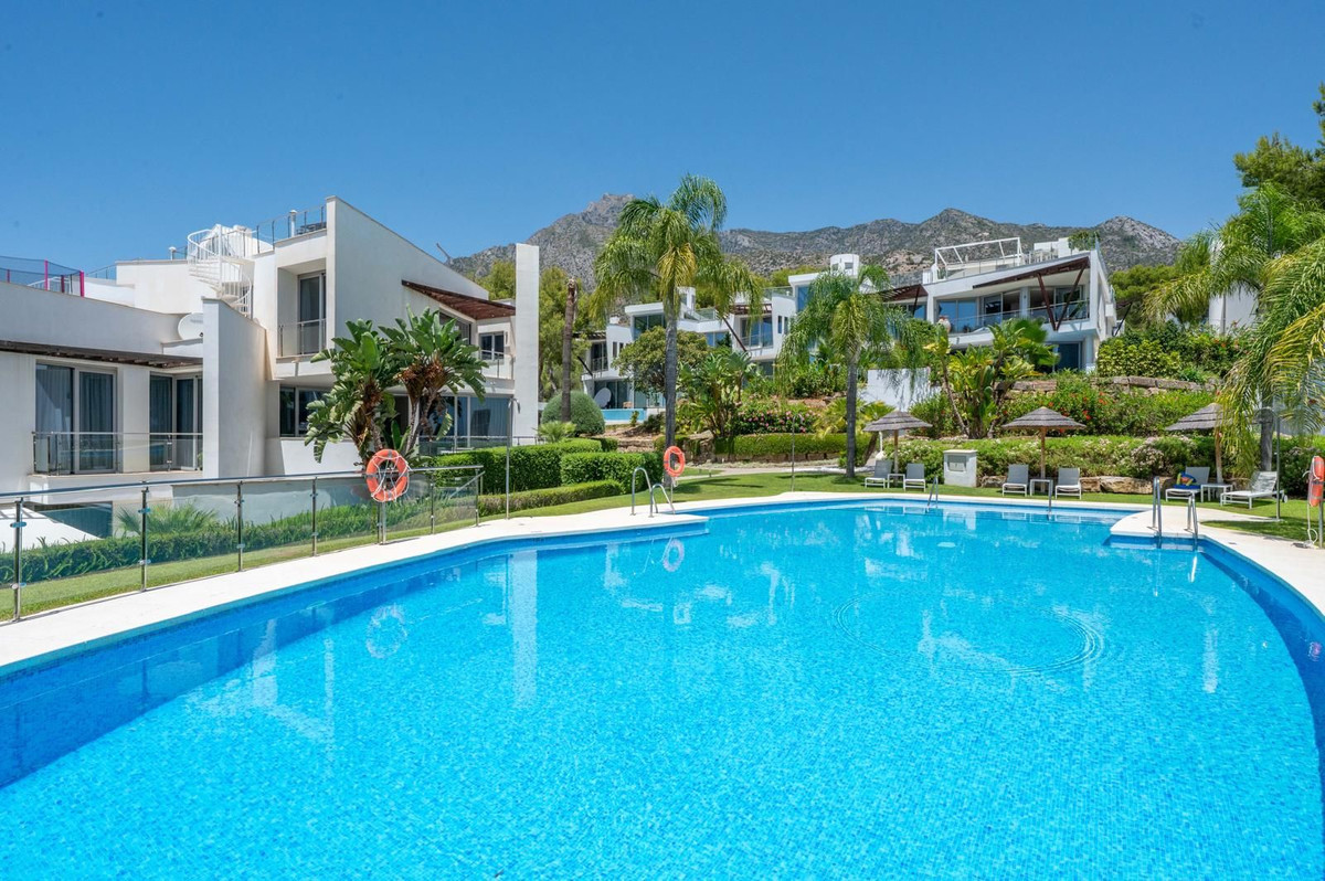 2 Bed Townhouse for sale in Sierra Blanca Costa Del Sol, Málaga, Spain