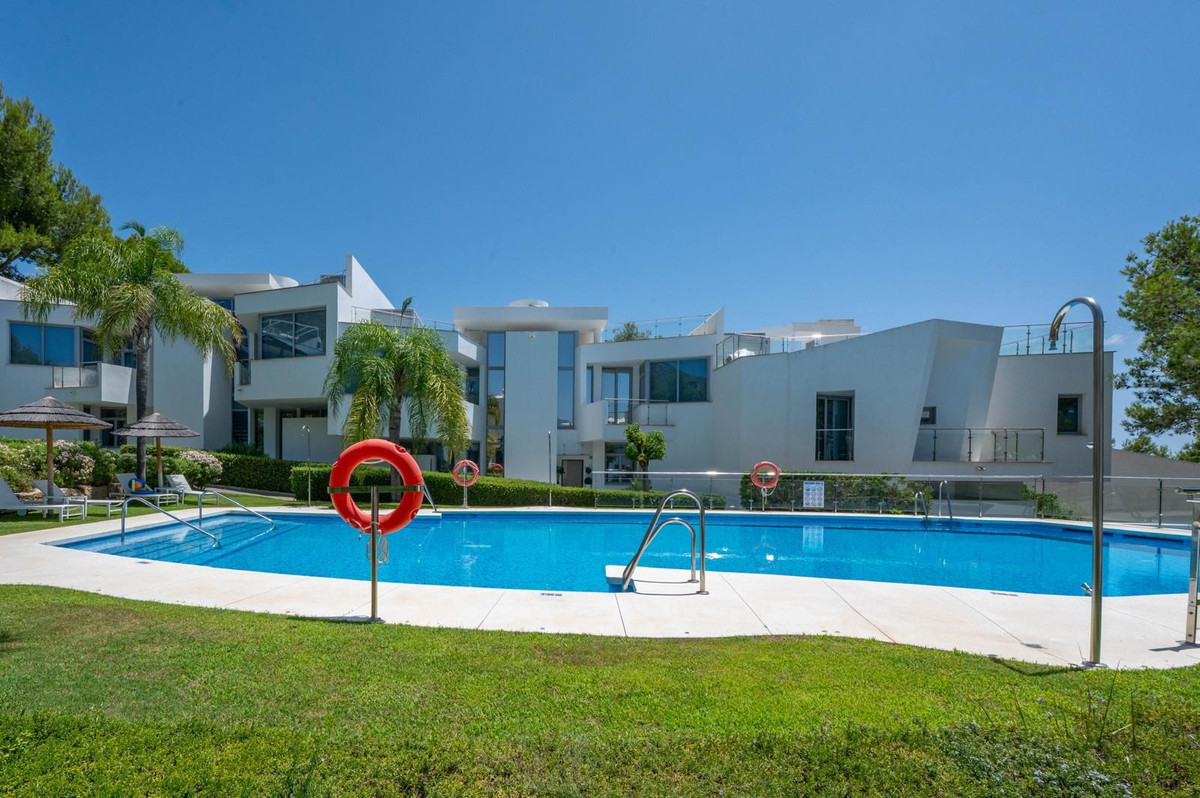 2 Bed Townhouse for sale in Sierra Blanca Costa Del Sol, Málaga, Spain