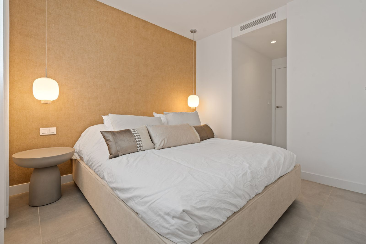 3 Bed Apartment for sale in Estepona Costa Del Sol, Málaga, Spain