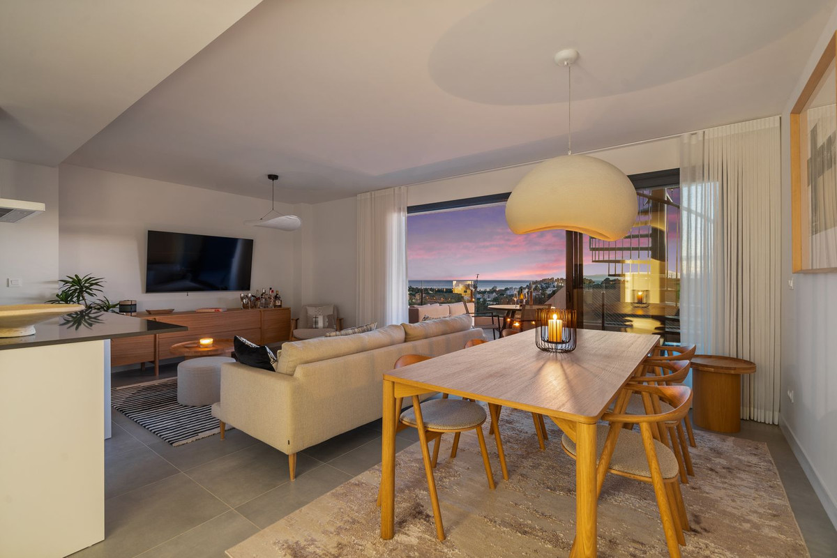 3 Bed Apartment for sale in Estepona Costa Del Sol, Málaga, Spain