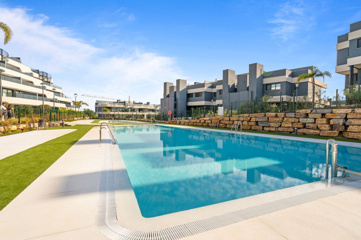 3 Bed Apartment for sale in Estepona Costa Del Sol, Málaga, Spain