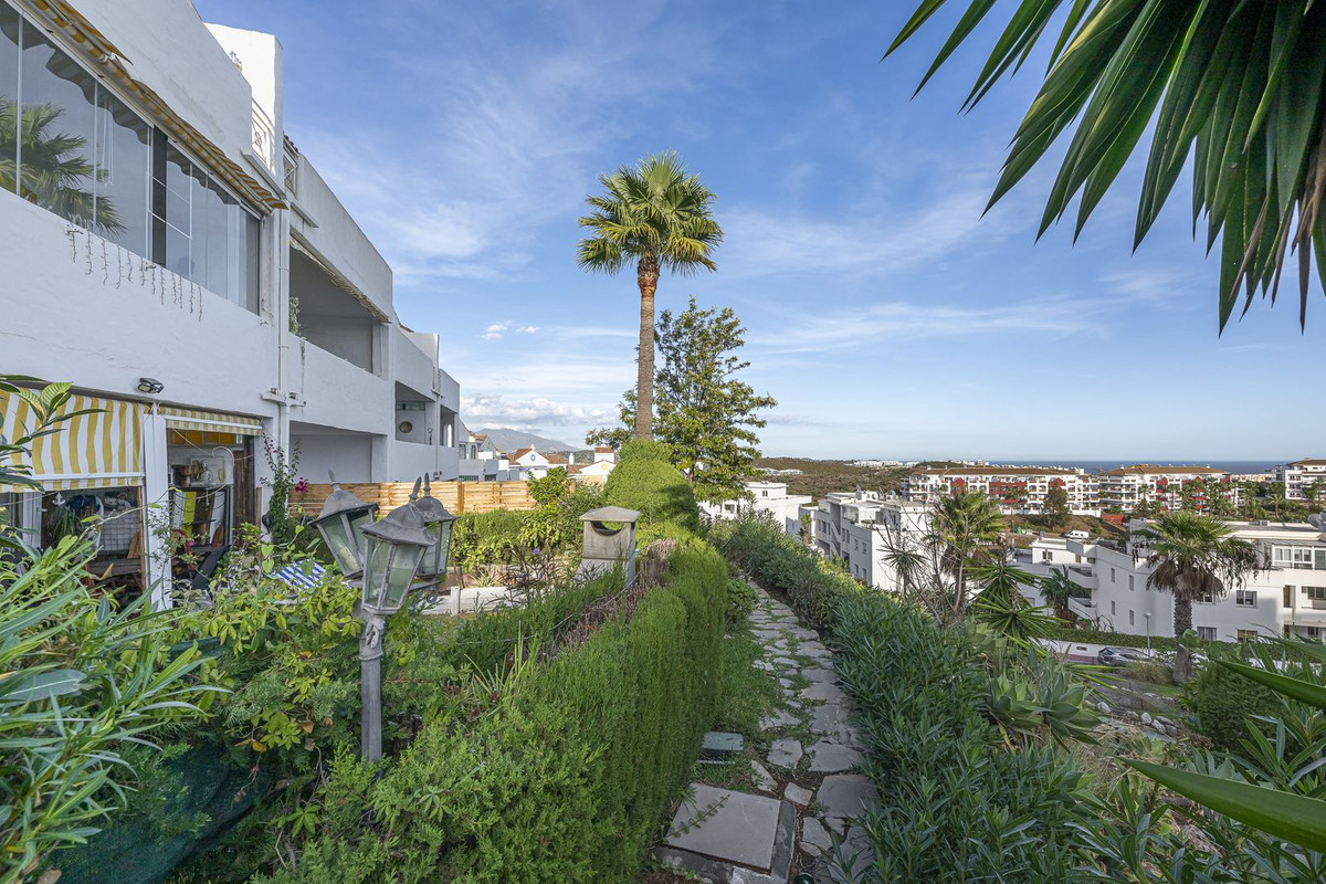 Se vende Apartamento Planta Baja de 2 dormitorios en Costa Del Sol, Málaga, España