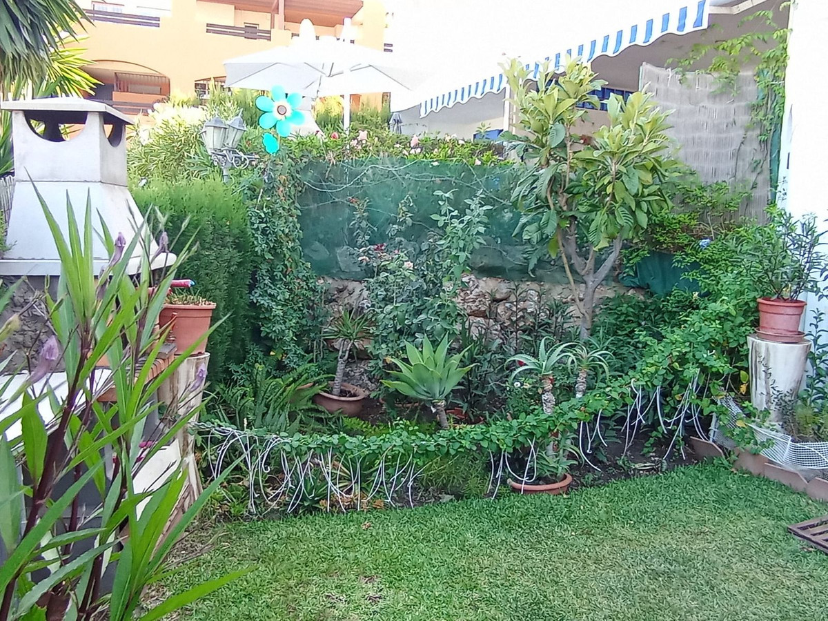 Se vende Apartamento Planta Baja de 2 dormitorios en Costa Del Sol, Málaga, España