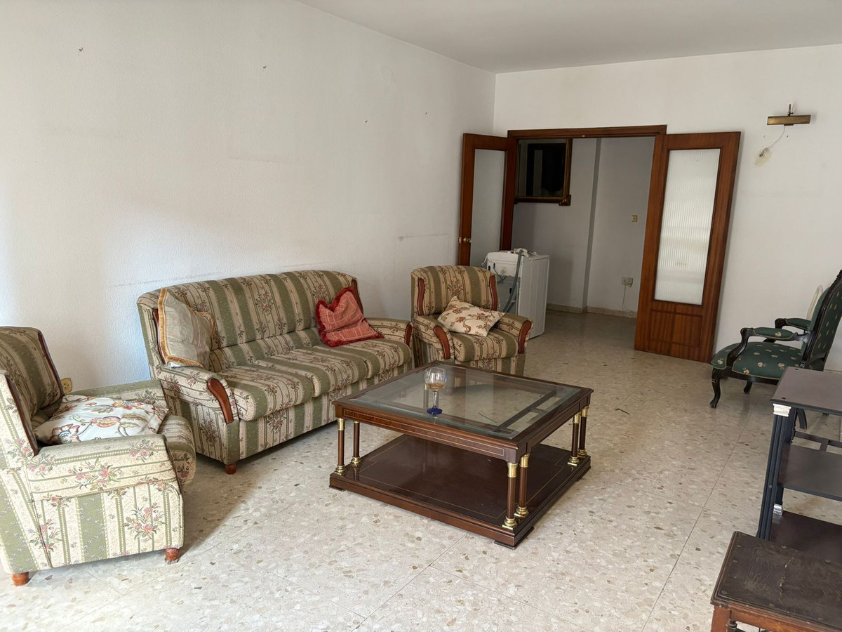 3 Bed Apartment for sale in Fuengirola Costa Del Sol, Málaga, Spain