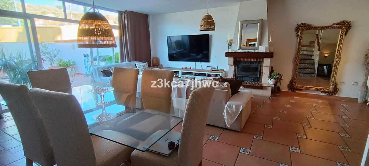 5 Bed Townhouse for sale in Estepona Costa Del Sol, Málaga, Spain