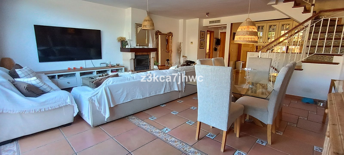 5 Bed Townhouse for sale in Estepona Costa Del Sol, Málaga, Spain