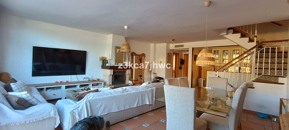 5 Bed Townhouse for sale in Estepona Costa Del Sol, Málaga, Spain