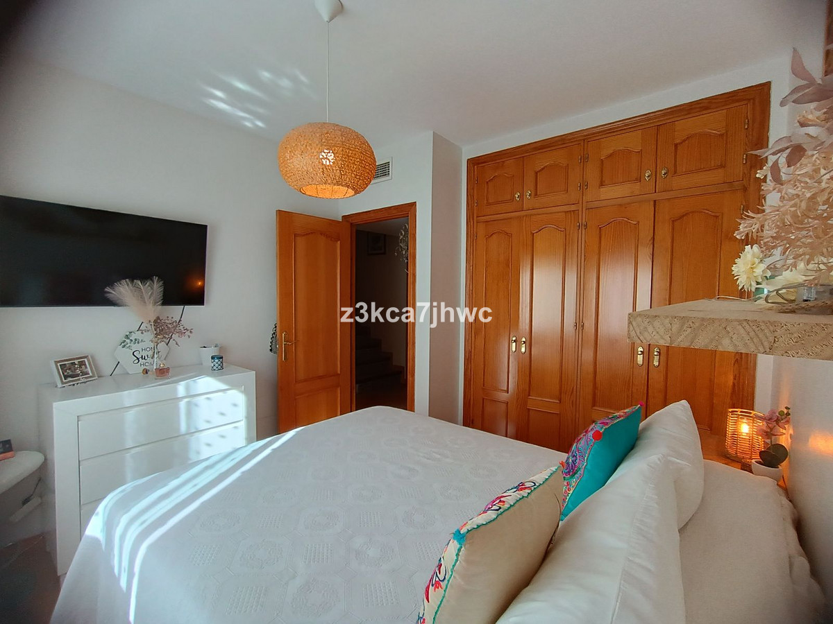 5 Bed Townhouse for sale in Estepona Costa Del Sol, Málaga, Spain
