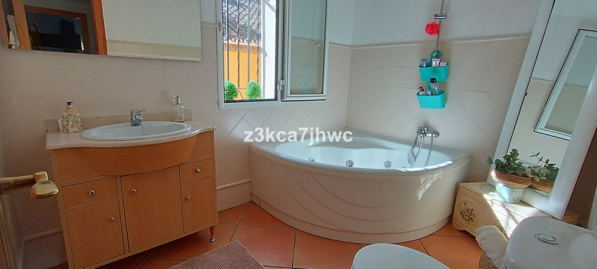 5 Bed Townhouse for sale in Estepona Costa Del Sol, Málaga, Spain