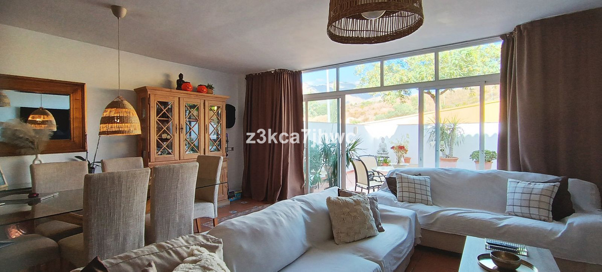 5 Bed Townhouse for sale in Estepona Costa Del Sol, Málaga, Spain