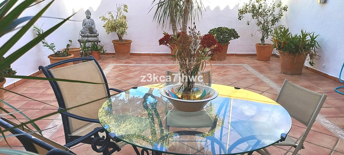 5 Bed Townhouse for sale in Estepona Costa Del Sol, Málaga, Spain