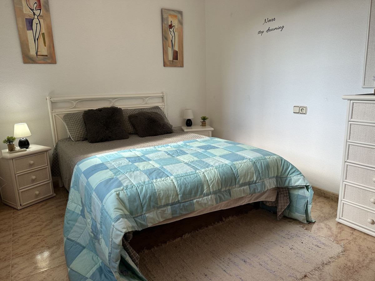 Se vende Pareada de 3 dormitorios en Costa Blanca, Alicante, España