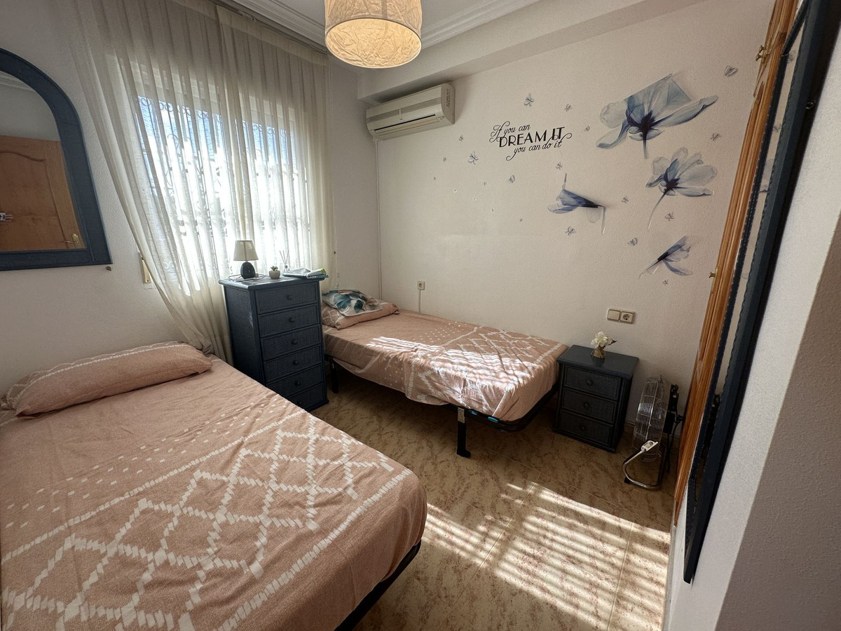 Se vende Pareada de 3 dormitorios en Costa Blanca, Alicante, España