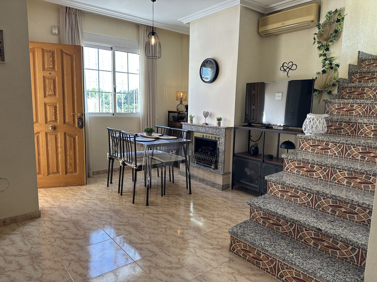 Se vende Pareada de 3 dormitorios en Costa Blanca, Alicante, España