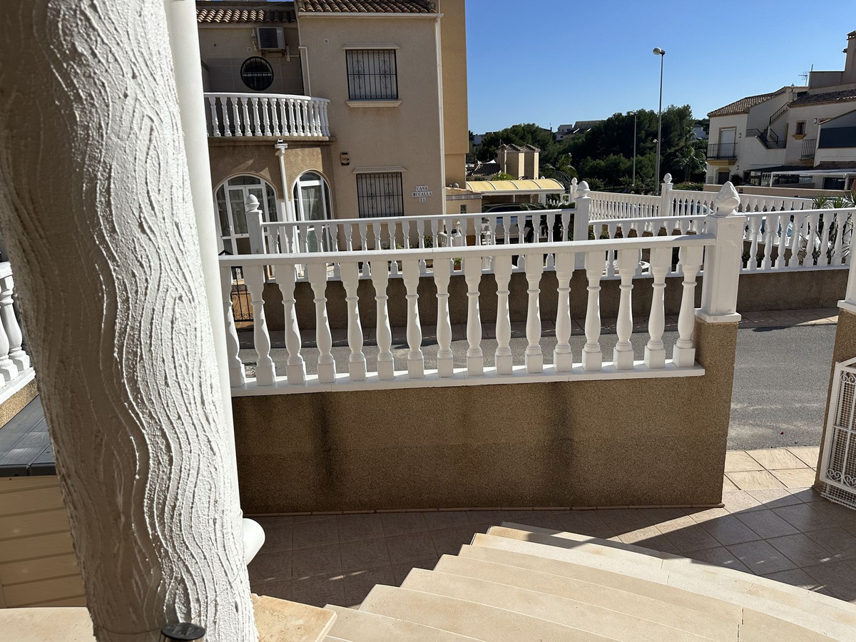 Se vende Pareada de 3 dormitorios en Costa Blanca, Alicante, España