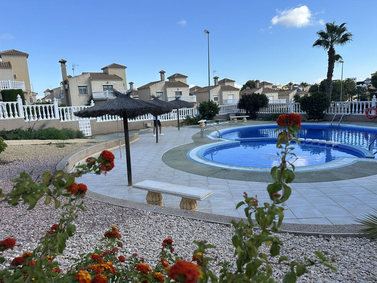 Se vende Pareada de 3 dormitorios en Costa Blanca, Alicante, España
