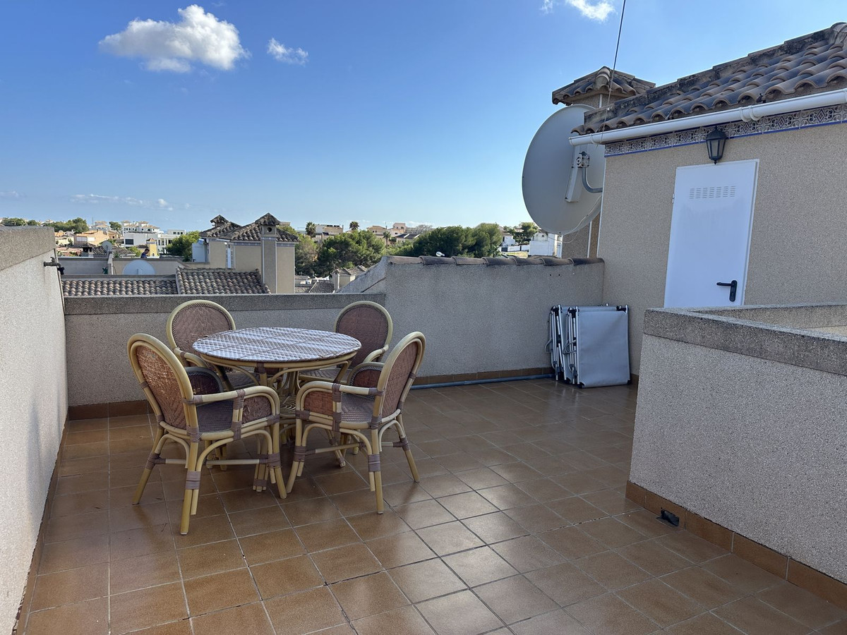 Se vende Pareada de 3 dormitorios en Costa Blanca, Alicante, España