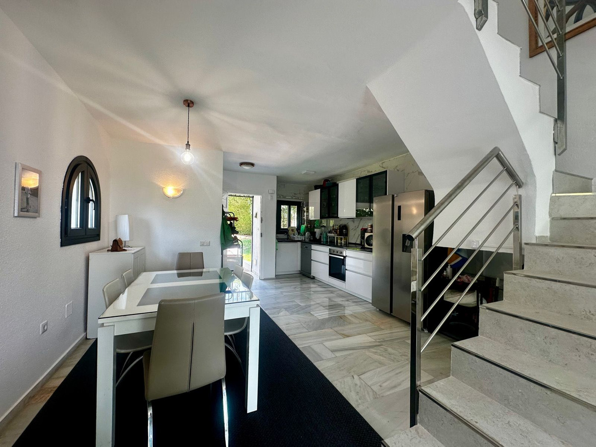 4 Bed Townhouse for sale in Calahonda Costa Del Sol, Málaga, Spain