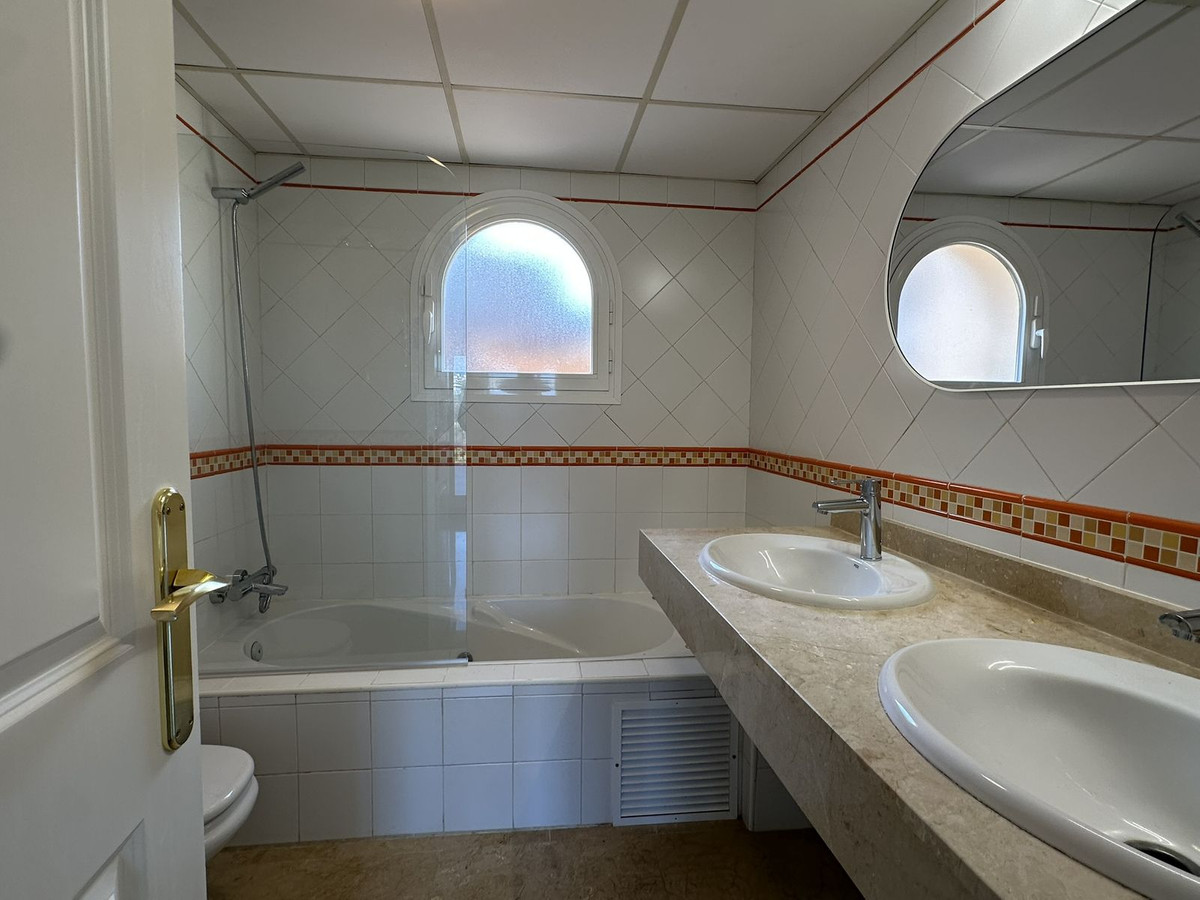 Se vende Ático de 3 dormitorios en Costa Del Sol, Málaga, España