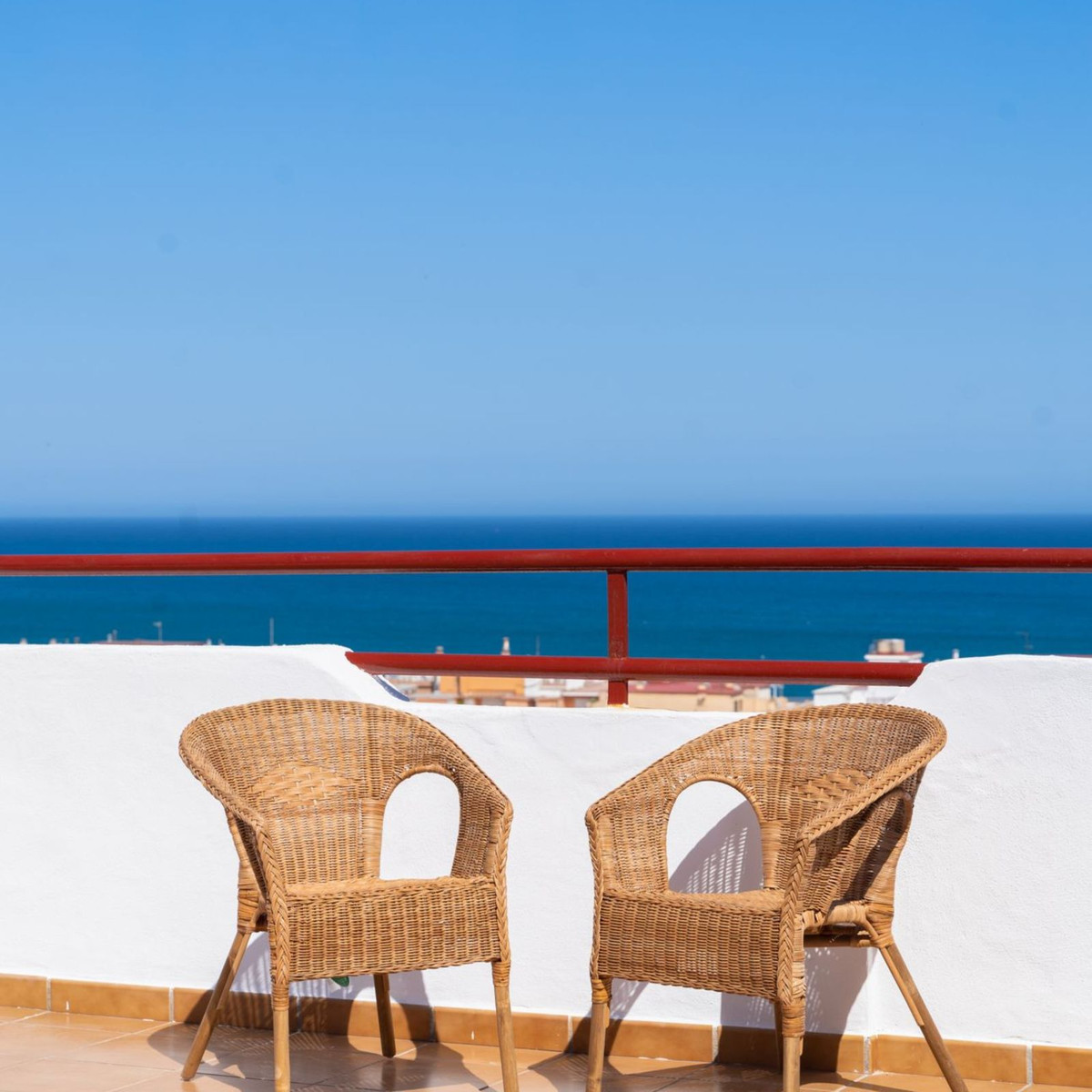 2 Bed Apartment for sale in Fuengirola Costa Del Sol, Málaga, Spain