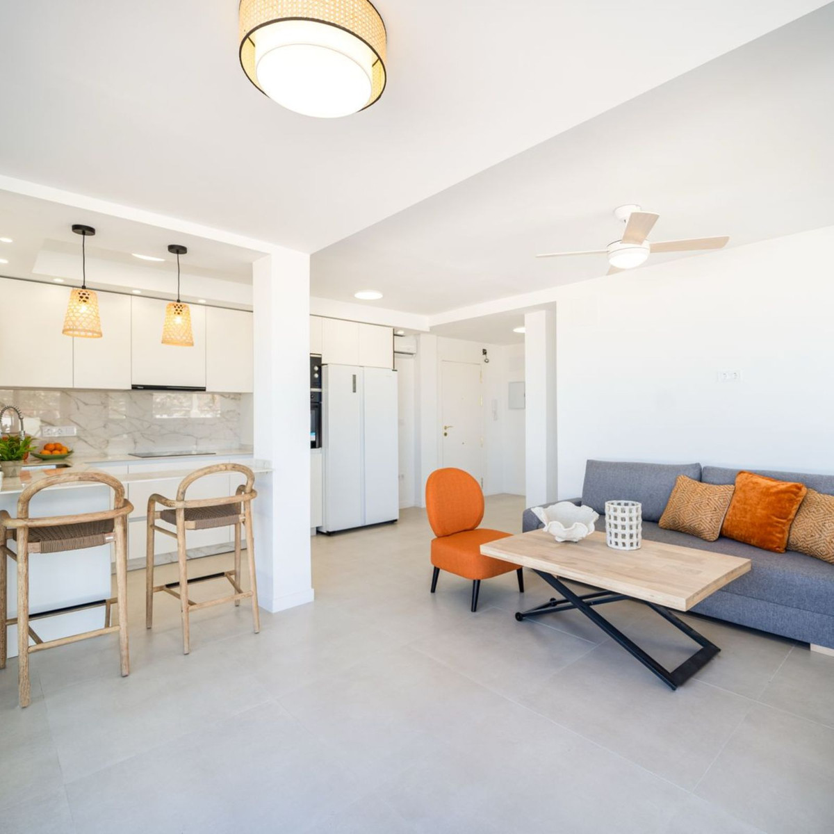 2 Bed Apartment for sale in Fuengirola Costa Del Sol, Málaga, Spain