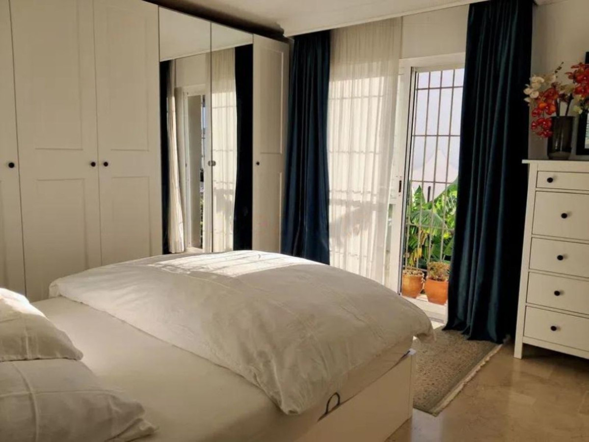 Se vende Pareada de 4 dormitorios en Costa Del Sol, Málaga, España