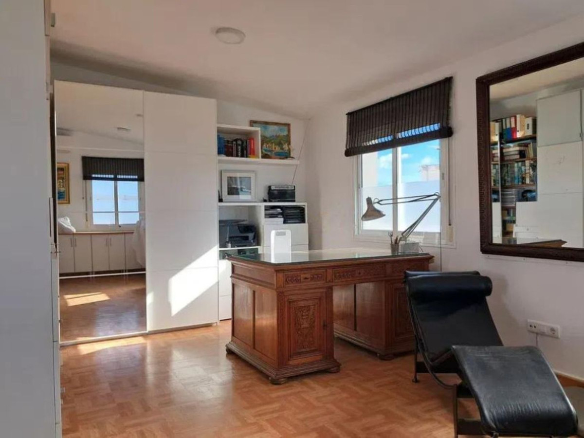 Se vende Pareada de 4 dormitorios en Costa Del Sol, Málaga, España
