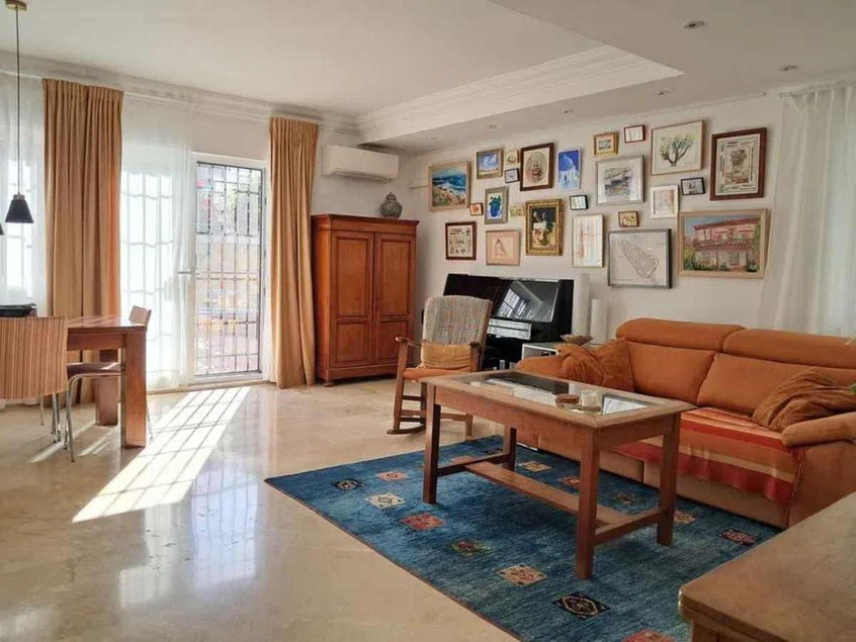 Se vende Pareada de 4 dormitorios en Costa Del Sol, Málaga, España