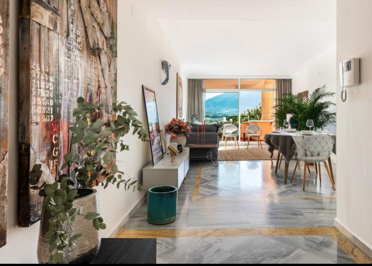 2 Bed Apartment for sale in Nueva Andalucía Costa Del Sol, Málaga, Spain
