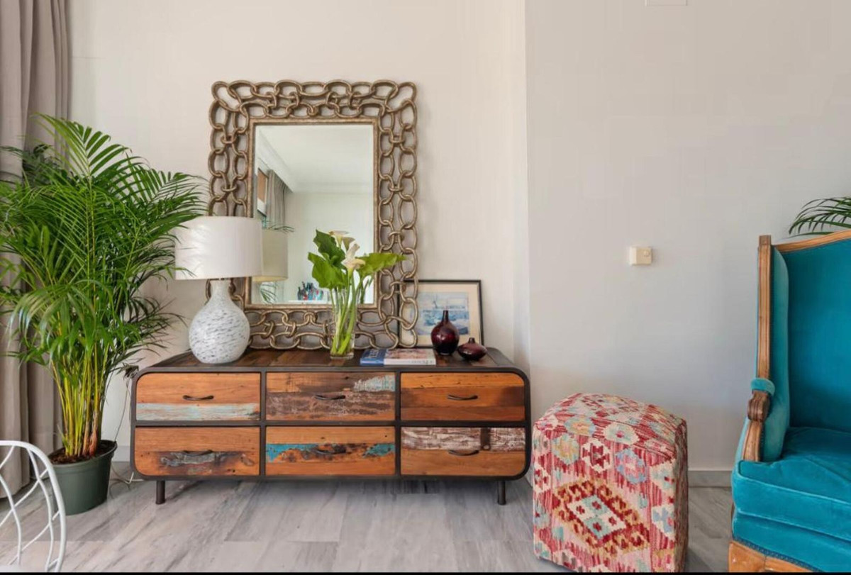 2 Bed Apartment for sale in Nueva Andalucía Costa Del Sol, Málaga, Spain