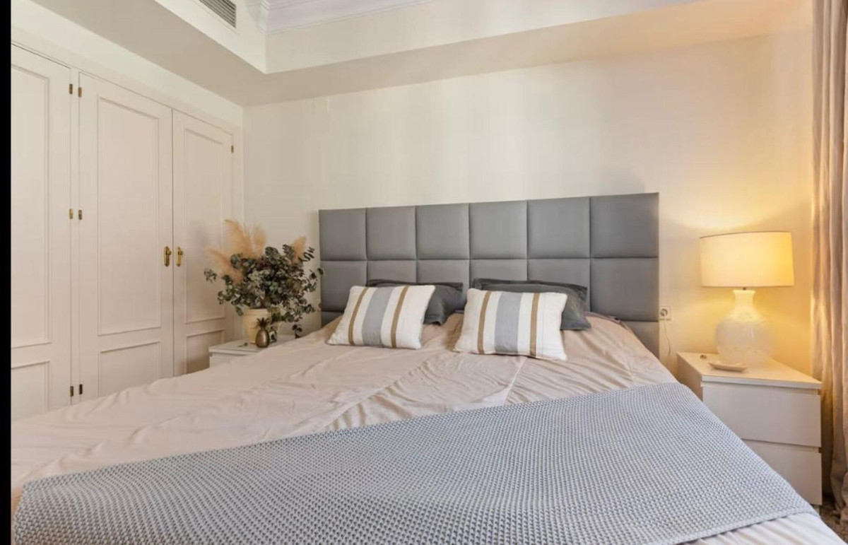 2 Bed Apartment for sale in Nueva Andalucía Costa Del Sol, Málaga, Spain
