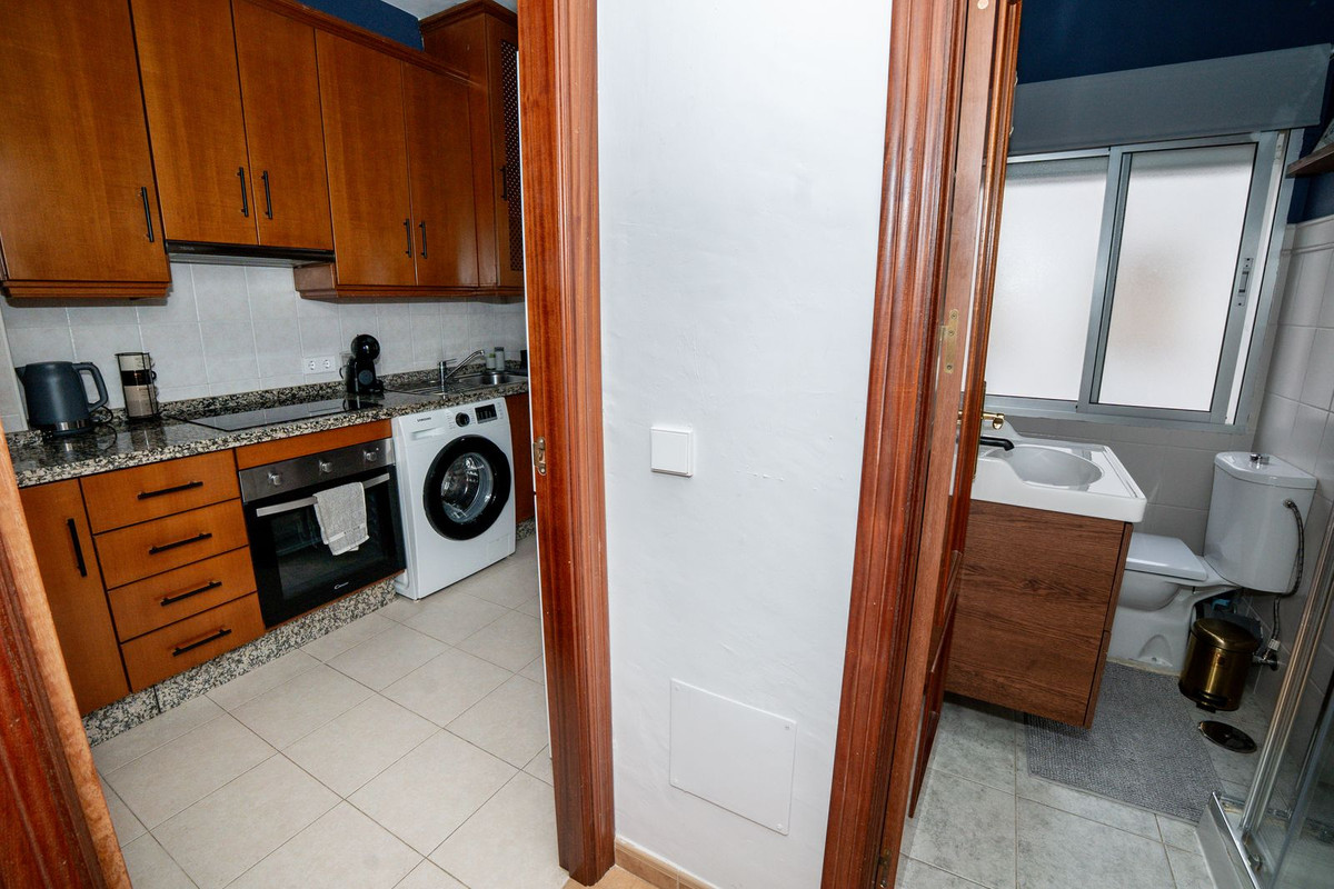 4 Bed Apartment for sale in Marbella Costa Del Sol, Málaga, Spain
