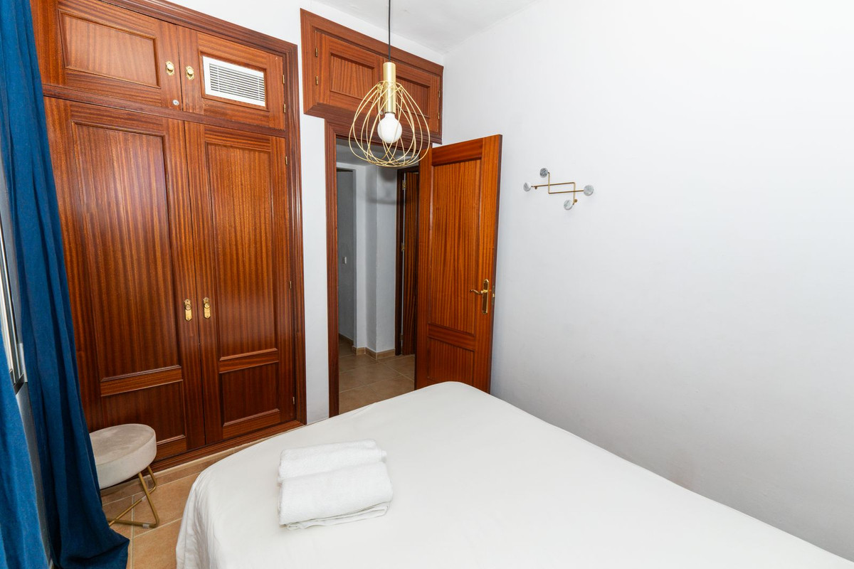 4 Bed Apartment for sale in Marbella Costa Del Sol, Málaga, Spain