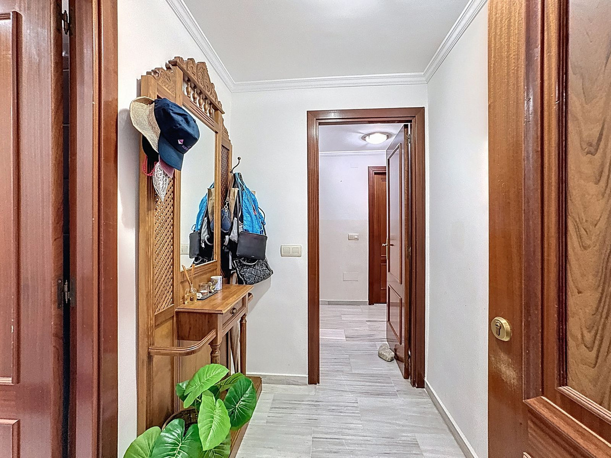 2 Bed Apartment for sale in San Pedro De Alcántara Costa Del Sol, Málaga, Spain