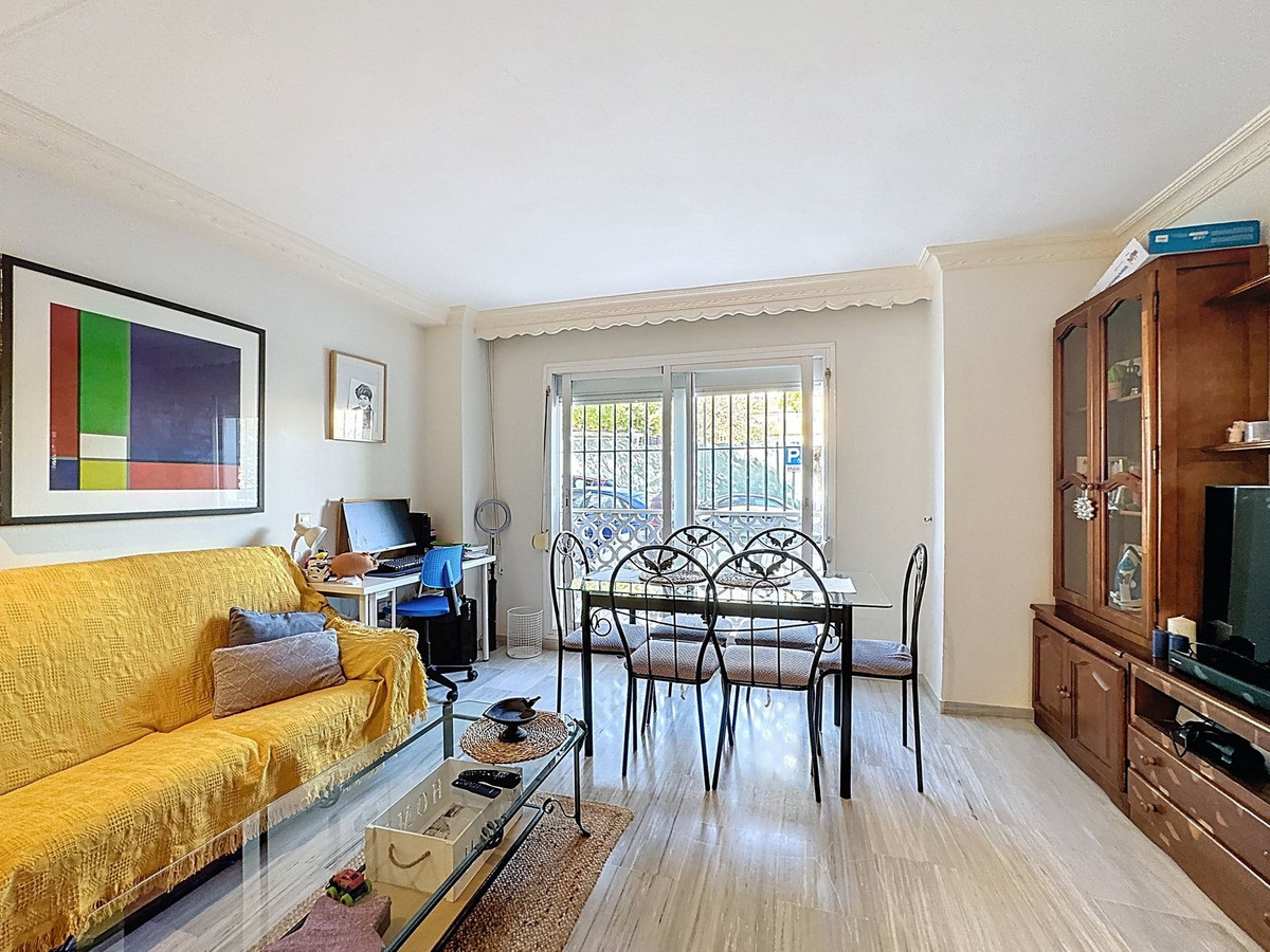 2 Bed Apartment for sale in San Pedro De Alcántara Costa Del Sol, Málaga, Spain