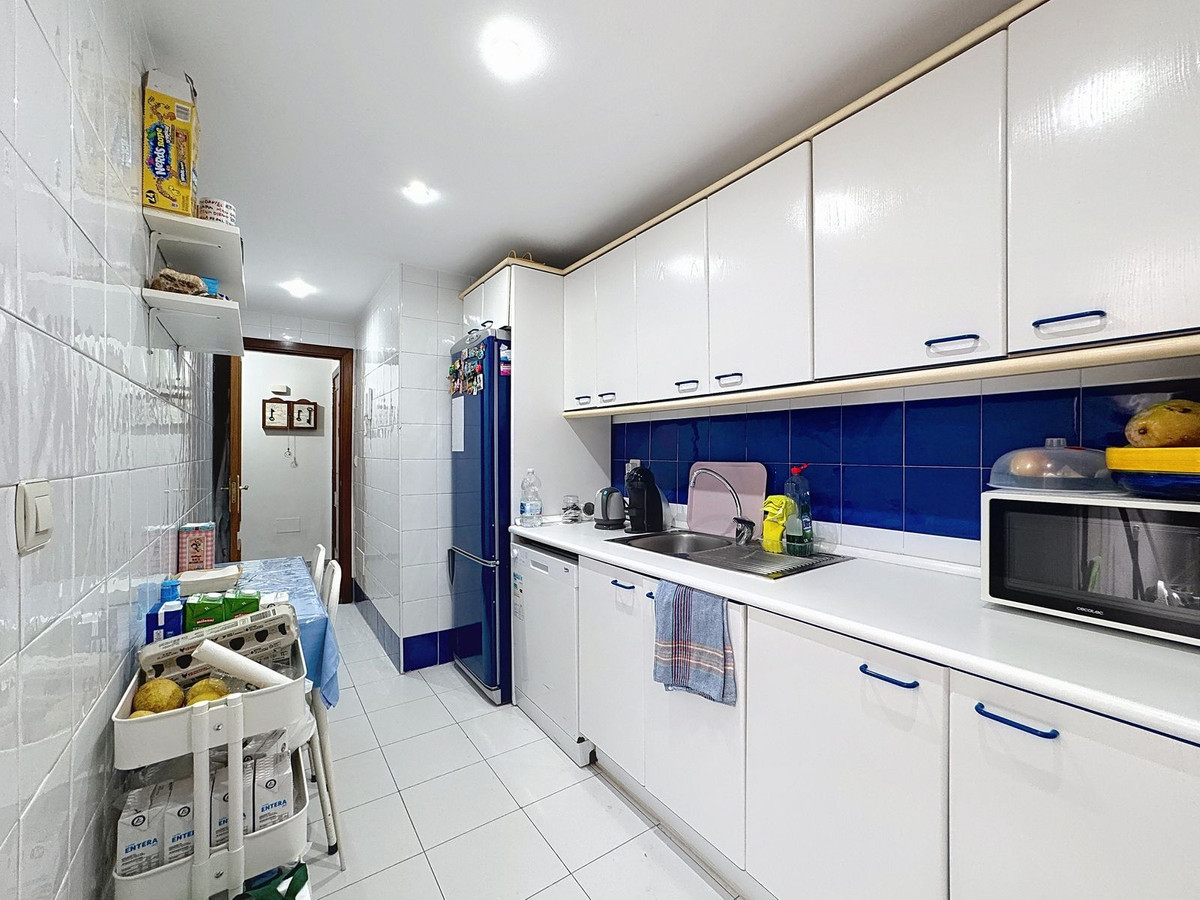 2 Bed Apartment for sale in San Pedro De Alcántara Costa Del Sol, Málaga, Spain