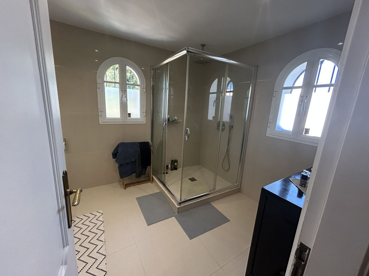 5 Bed Townhouse for sale in Elviria Costa Del Sol, Málaga, Spain