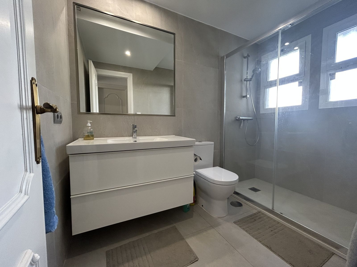 5 Bed Townhouse for sale in Elviria Costa Del Sol, Málaga, Spain