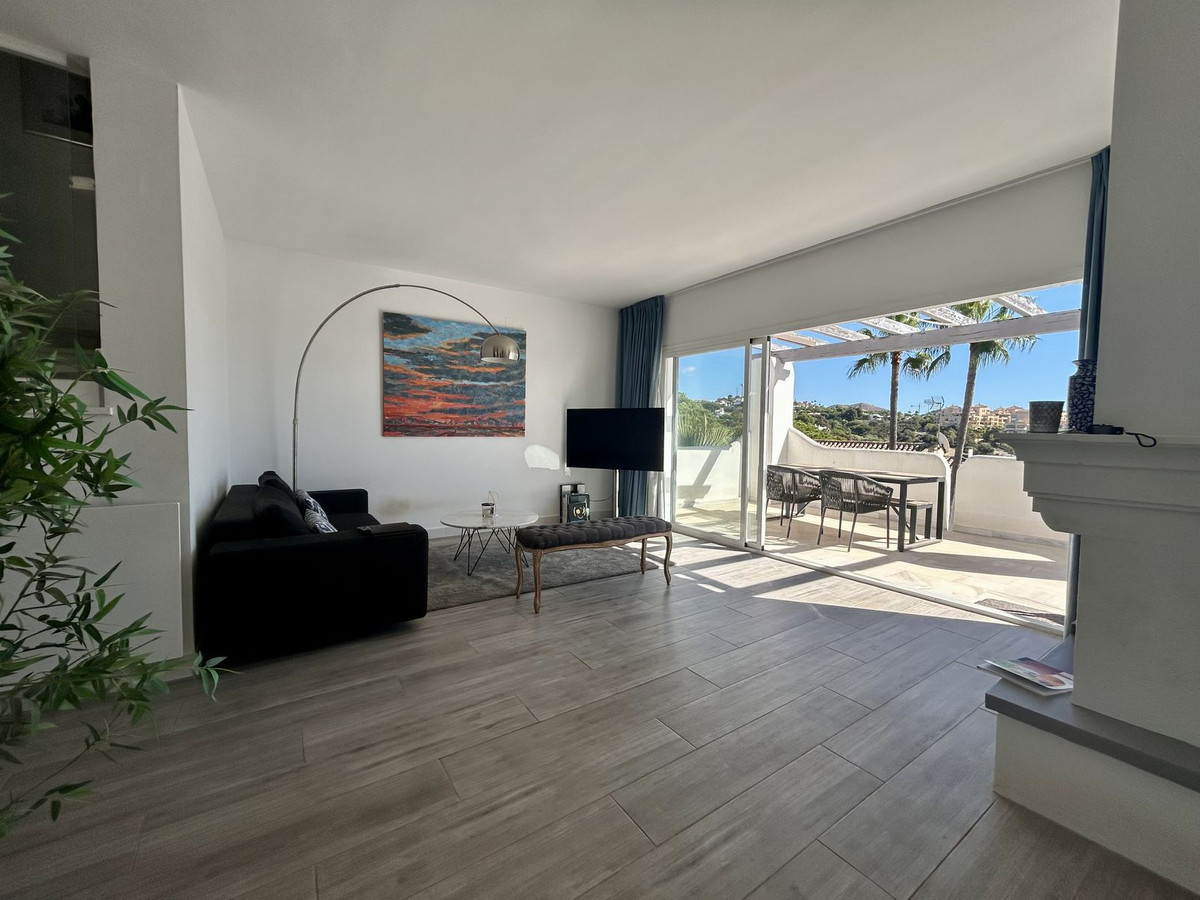 5 Bed Townhouse for sale in Elviria Costa Del Sol, Málaga, Spain