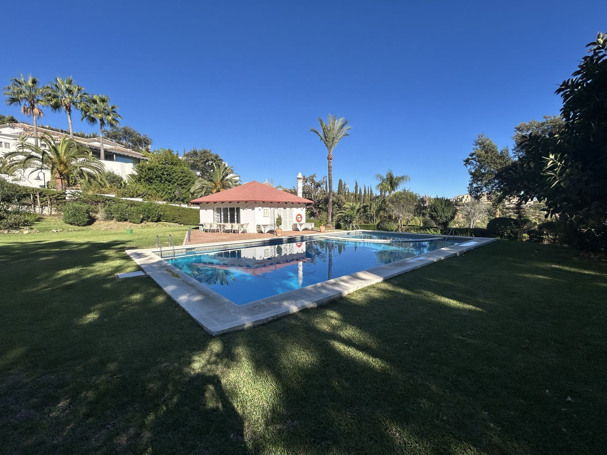 5 Bed Townhouse for sale in Elviria Costa Del Sol, Málaga, Spain
