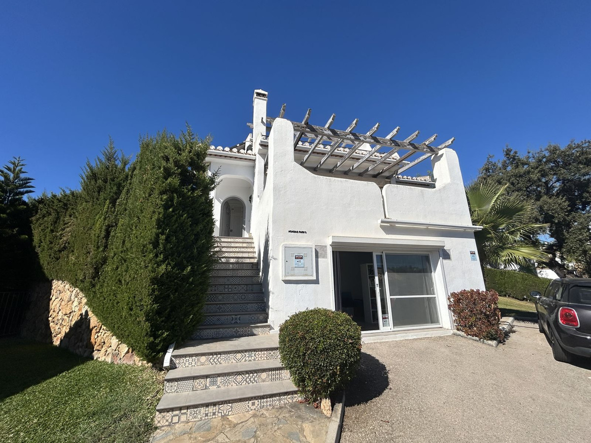 5 Bed Townhouse for sale in Elviria Costa Del Sol, Málaga, Spain