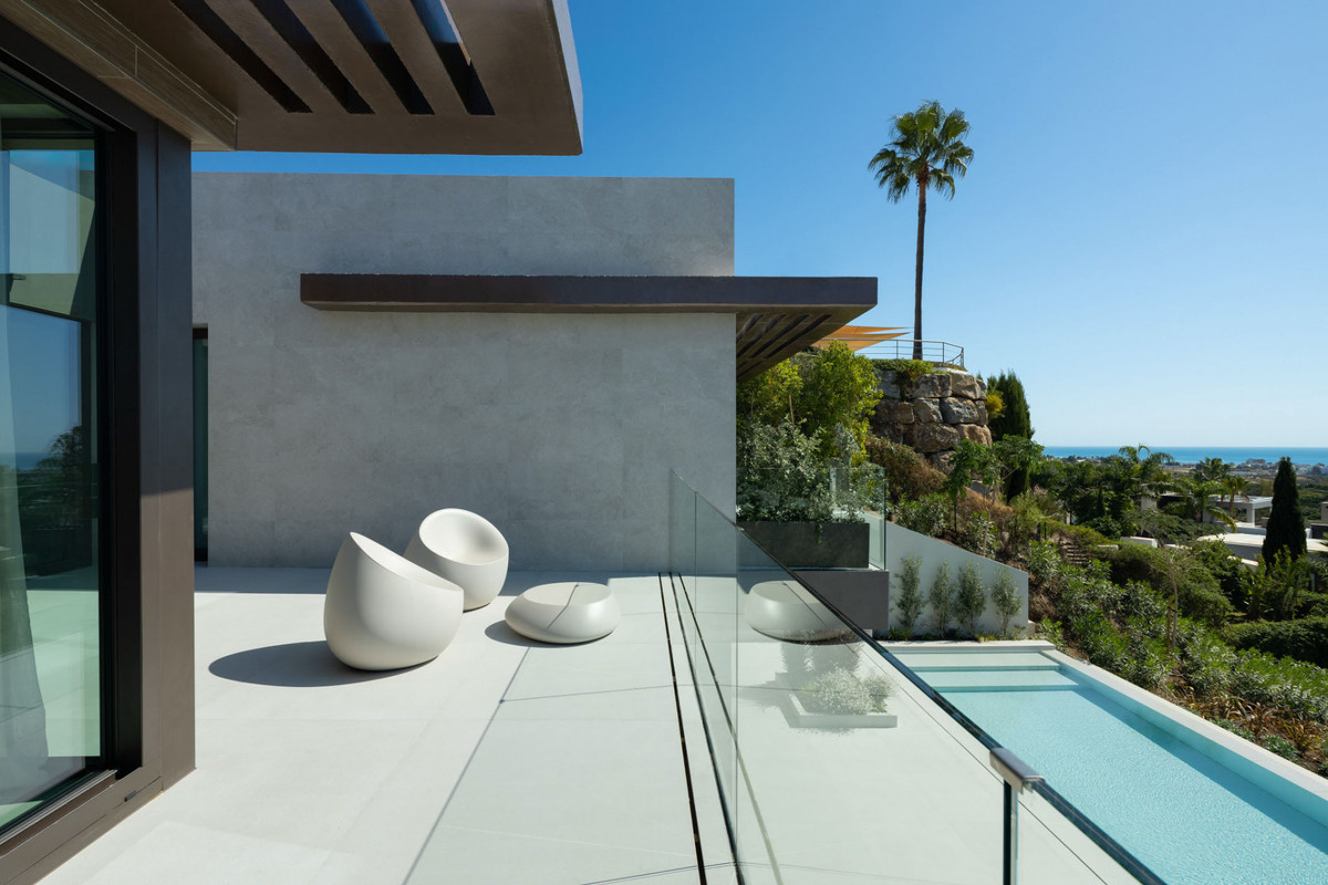 Se vende Villa - Chalet de 5 dormitorios en Costa Del Sol, Málaga, España